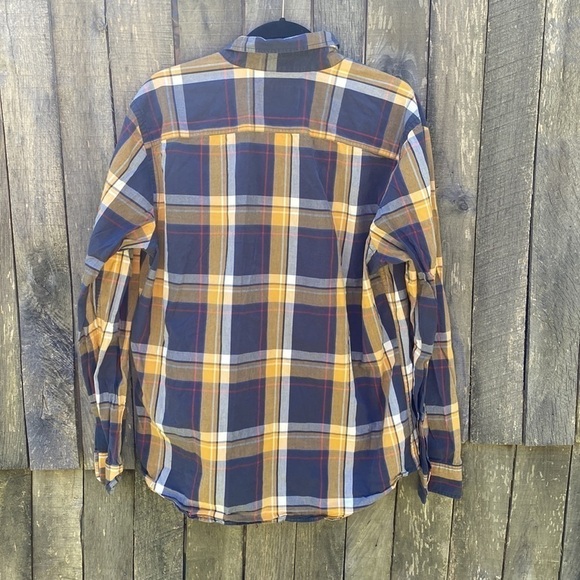 AMERICAN Eagle Outfitters Athletic Fit Button Down size Large - Picture 10 of 11